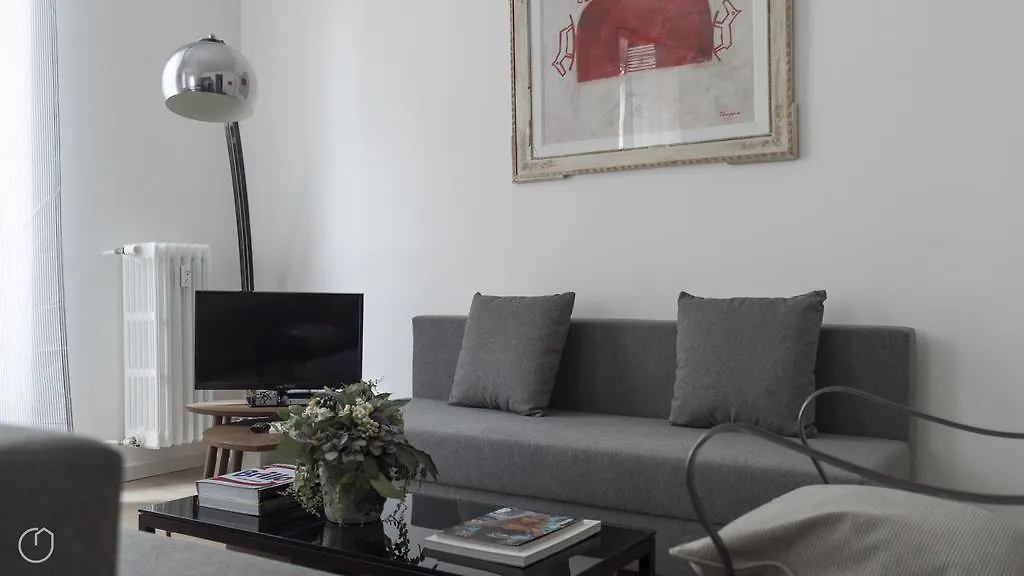 The Best Rent - Goldoni Apartment Milan 0*,  Italy