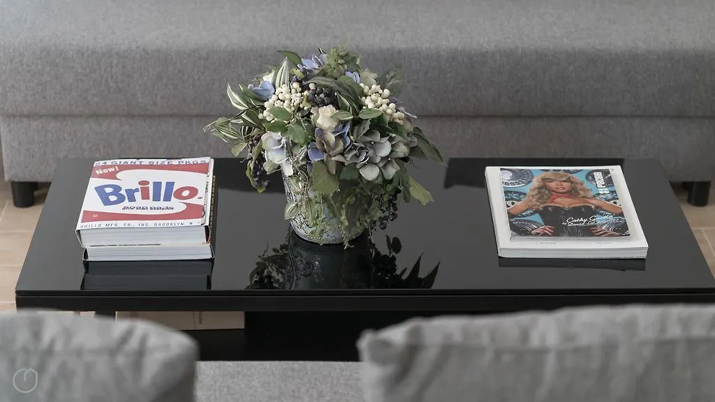 The Best Rent - Goldoni Apartment Milan 0*,